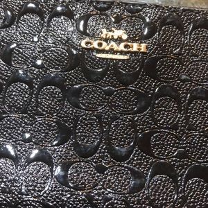 Coach signature wristlet NWT